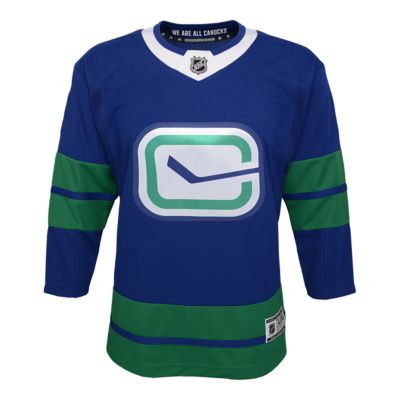 canucks replica jersey