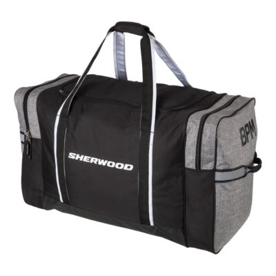 wheeled duffle bag canadian tire