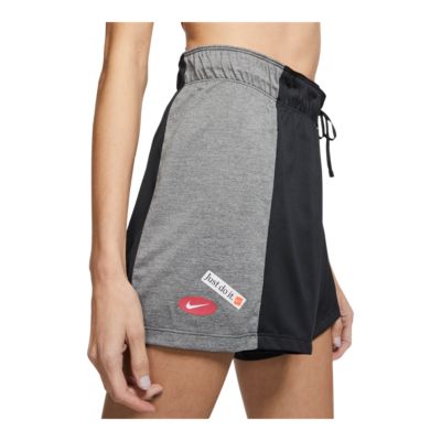 nike dry women's attack icon clash shorts