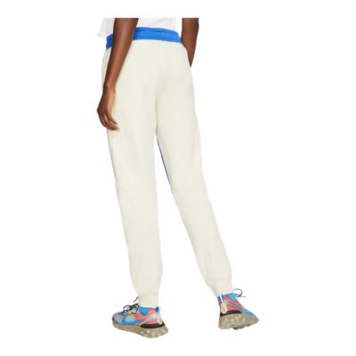 nike sportswear jogger pants womens