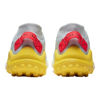 sport chek nike running shoes