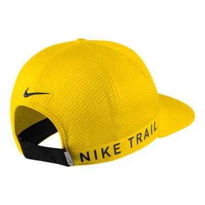 yellow nike cap