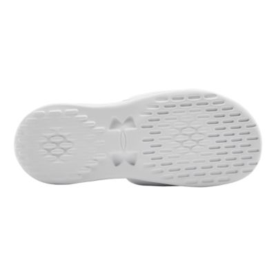 under armour women's playmaker fix slide sneaker