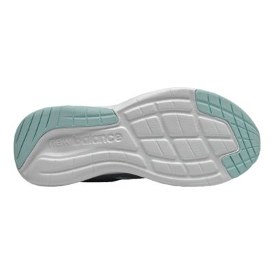 sport chek new balance walking shoes