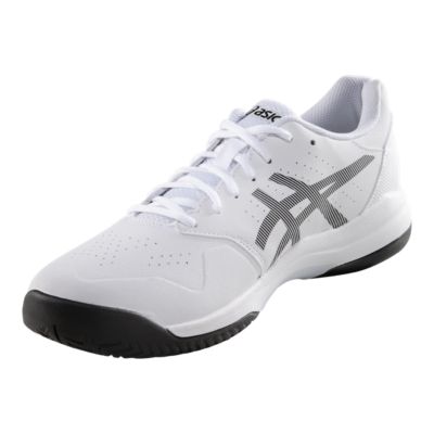 white tennis shoes