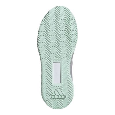 hard court shoes