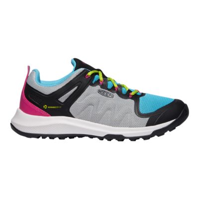 sport chek hiking shoes
