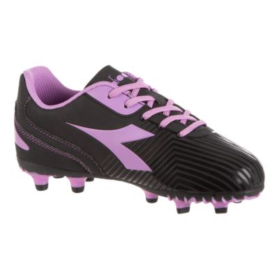 sport chek womens soccer cleats