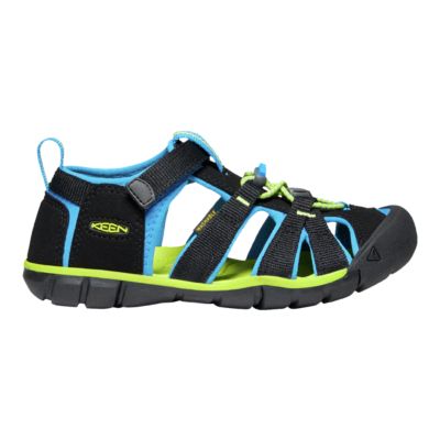 sport chek hiking shoes