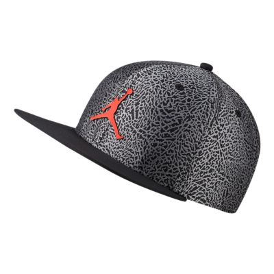 black jordan hat