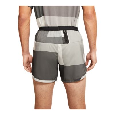 nike men's flex stride 7in running shorts