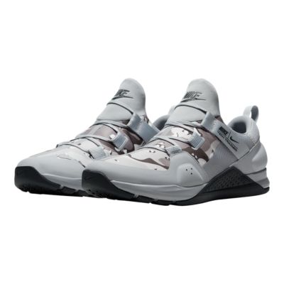 nike tech trainer gym shoes