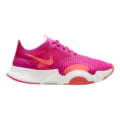 nike training superrep go trainers in pink