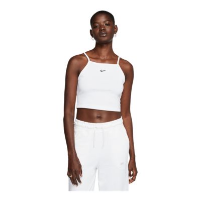 nike essential crop