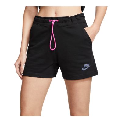 nike women's sportswear icon clash get outside shorts