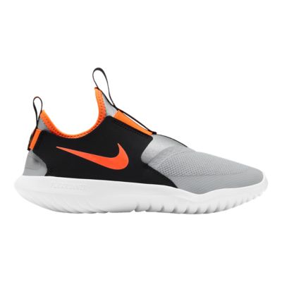 nike kids shoes canada