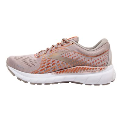 brooks gym shoes