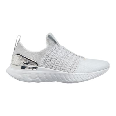 nike women's react phantom run flyknit 2 running shoes white