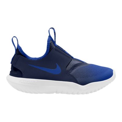 kids black nike runners