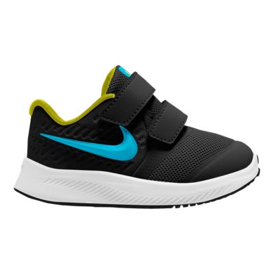 nike youth black sneakers