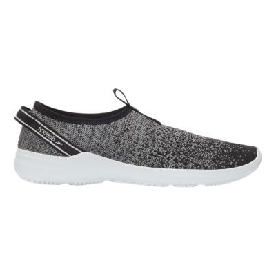 sport chek aqua shoes