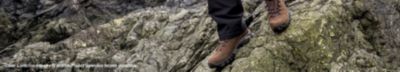 sport chek hiking shoes
